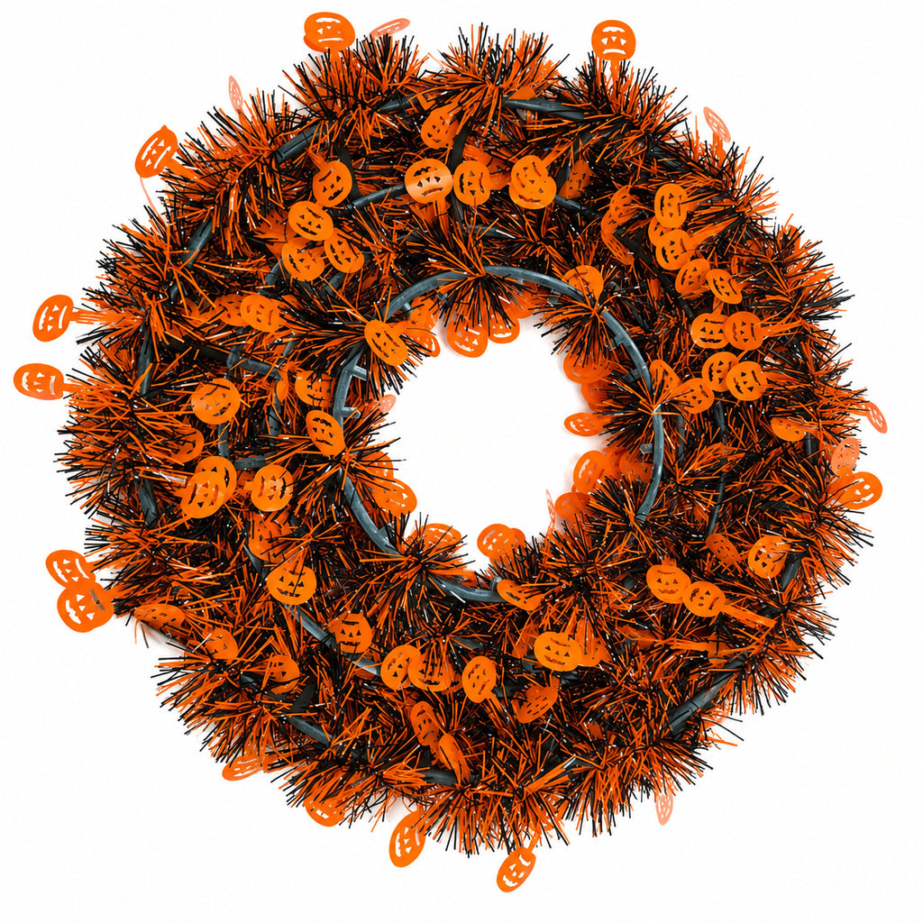 Spooky Halloween seasonal wreath detail